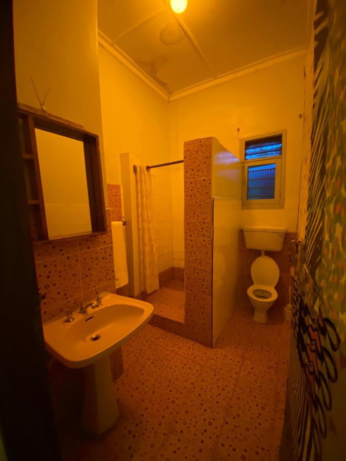 Afro Smile Hotel & Guest House - Jinja Ngoại thất bức ảnh