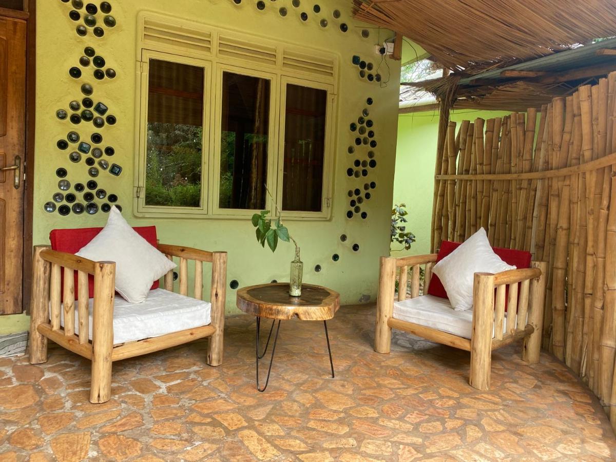 Afro Smile Hotel & Guest House - Jinja Ngoại thất bức ảnh